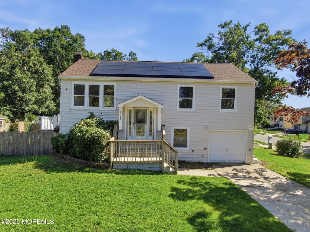 201 Pacific Avenue, Barnegat