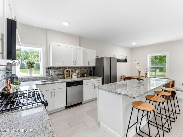 2043 Route 542, Tuckerton