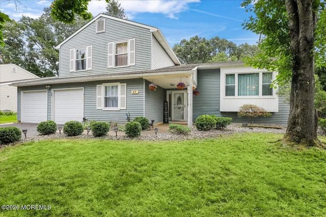 43 Glen Arden Drive, Howell