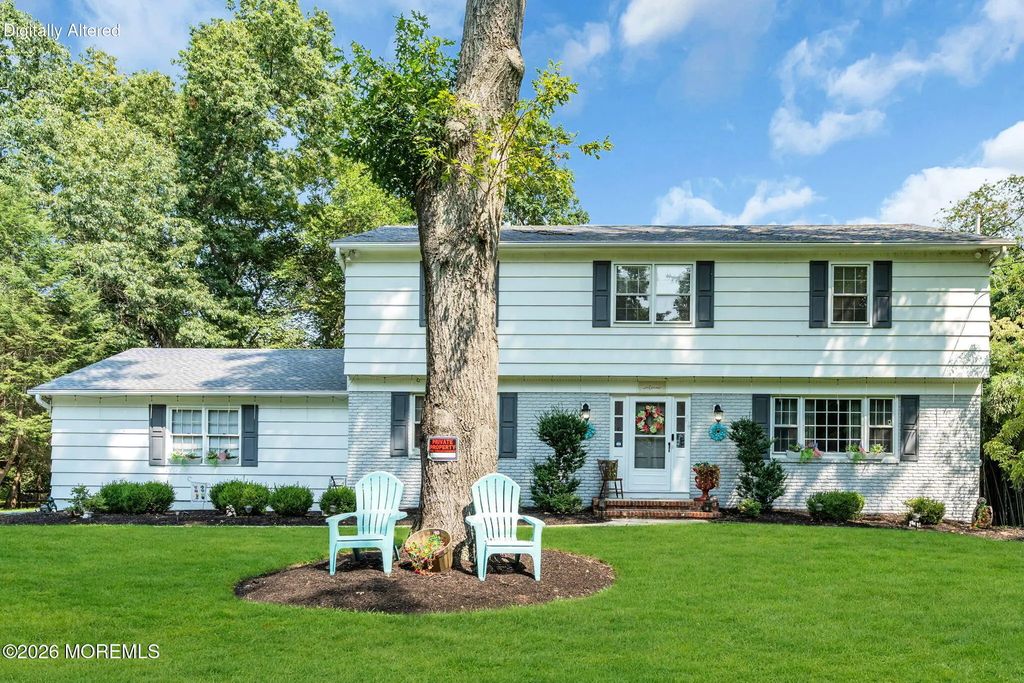 16 Millpond Lane, Colts Neck