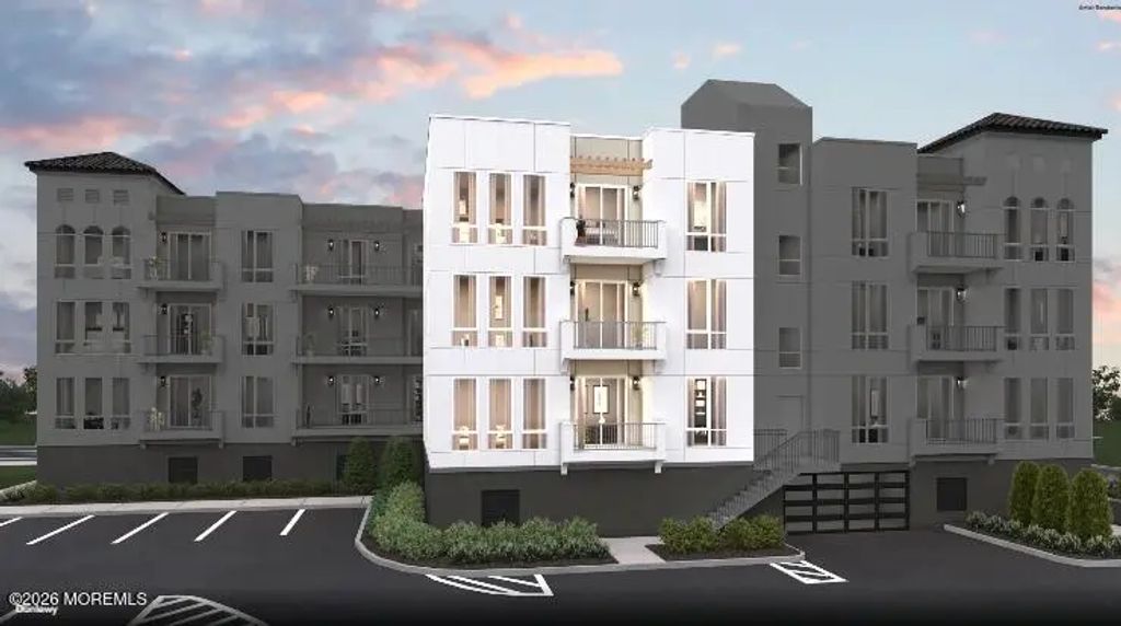 202 Deal Lake Drive U-105, Asbury Park
