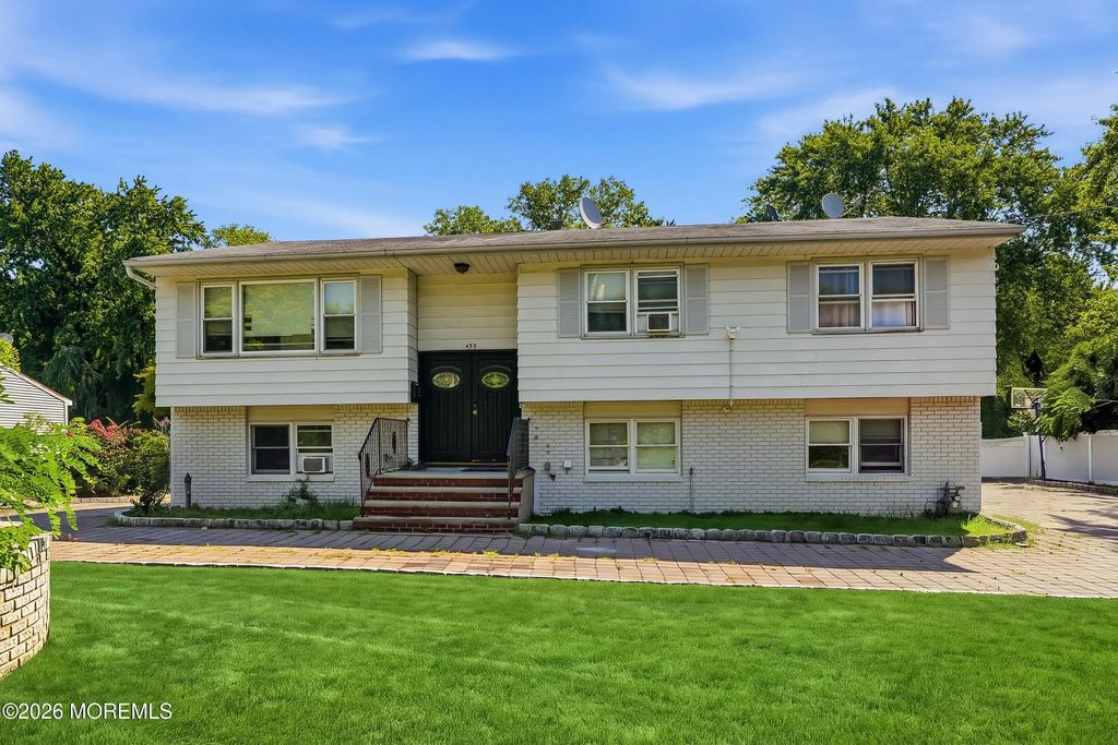 459 Norwood Avenue, Long Branch