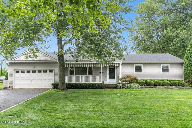453 Milton Avenue, Oceanport