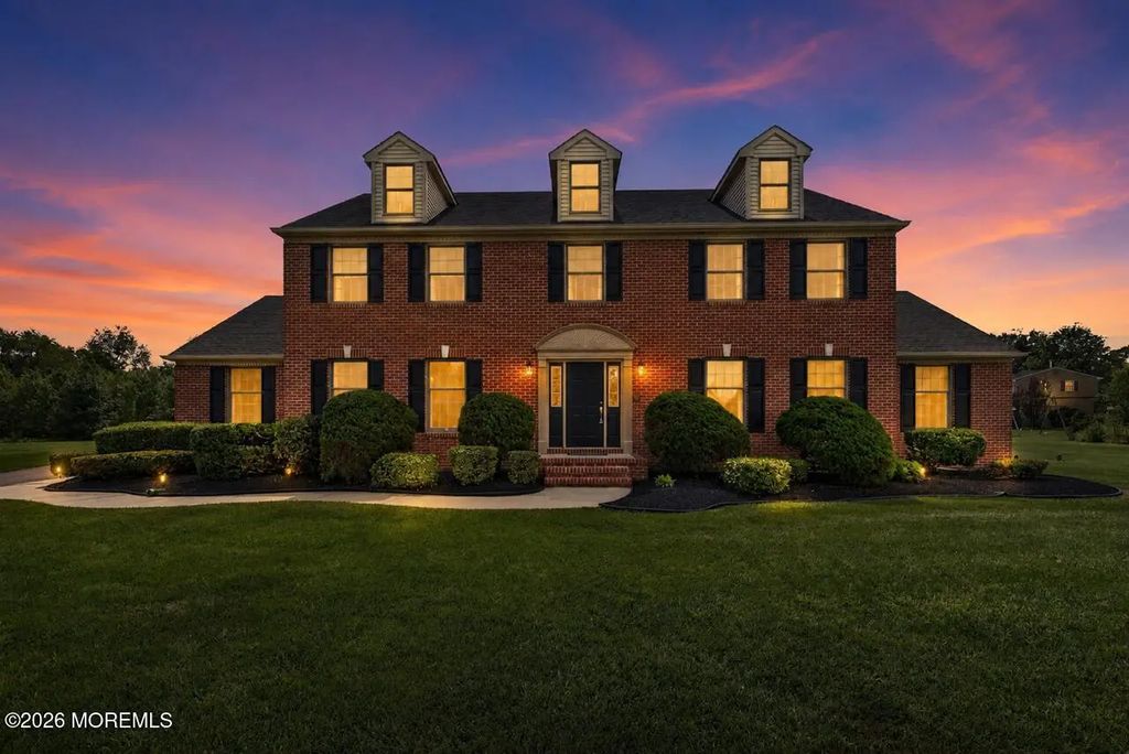 8 Sweetbriar Court, Mullica Hill