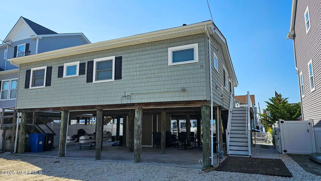 52 Nancy Drive, Manahawkin