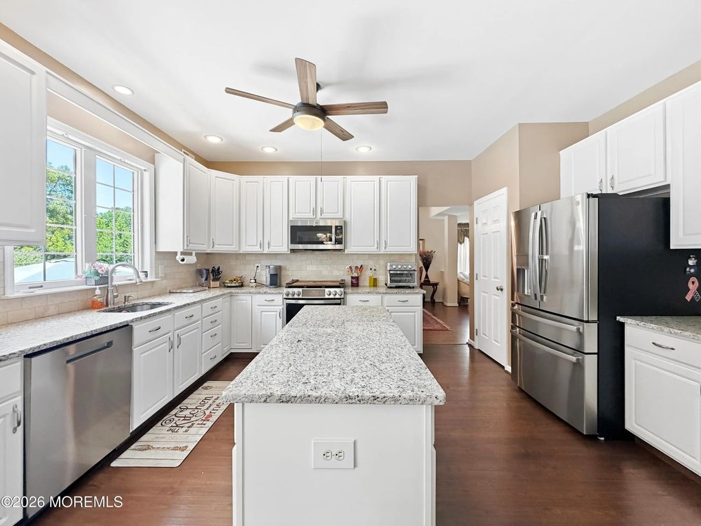 26 Gristmill Road, Howell