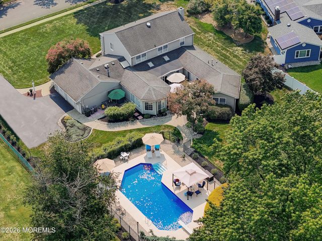 124 Princess Anne Drive, Freehold