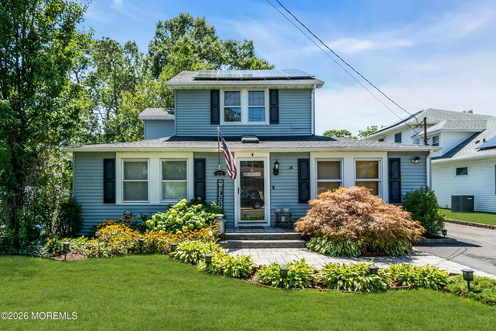 637 Prospect Avenue, Pine Beach
