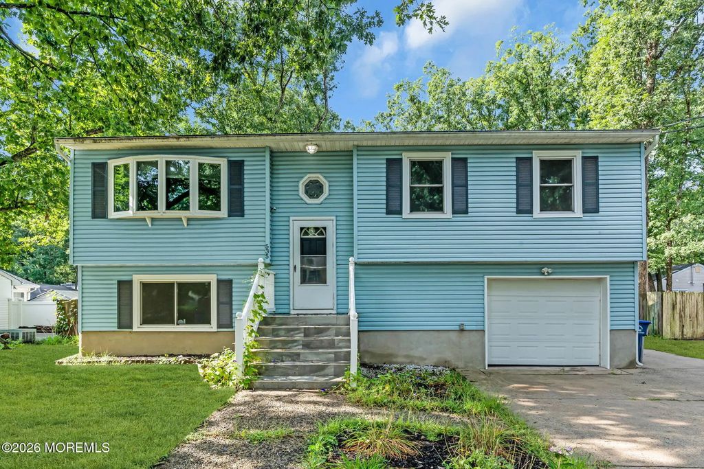 535 Cactus Street, Browns Mills