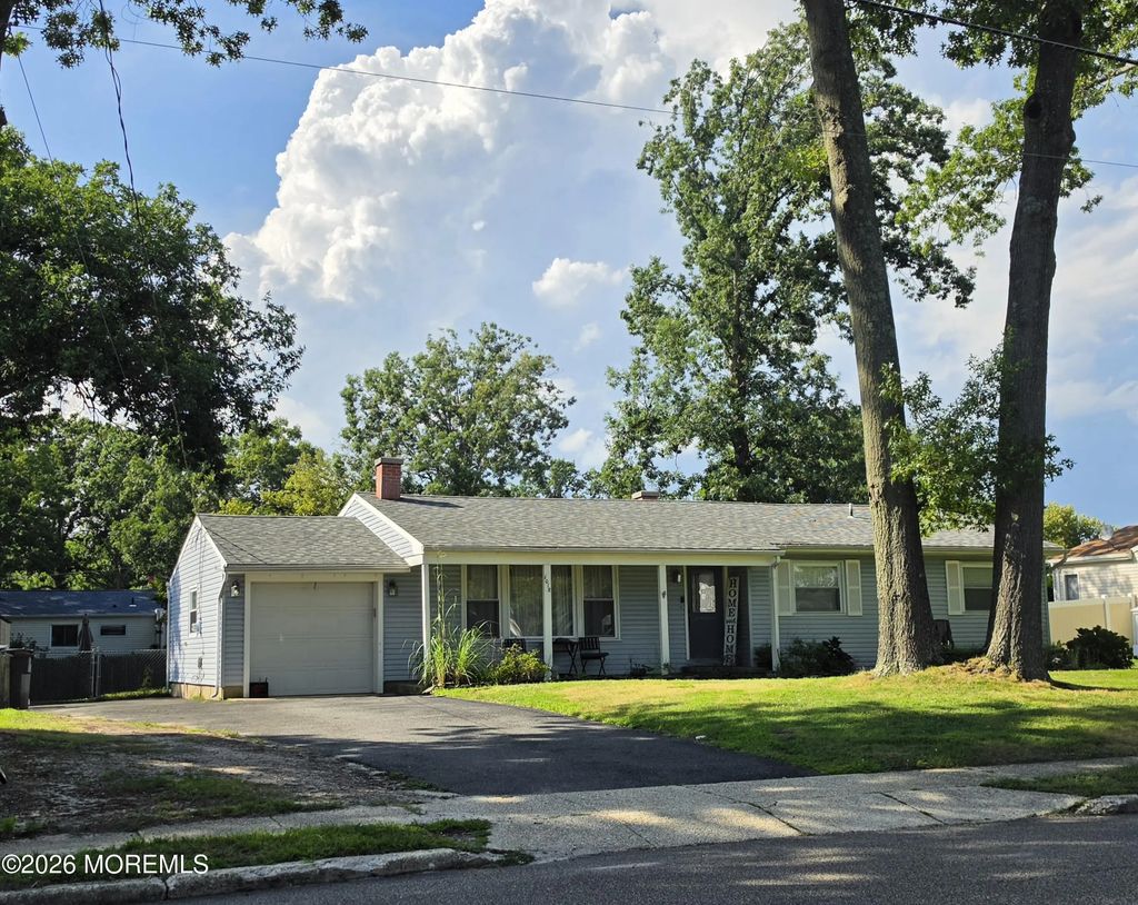 1018 Yellowbank Road, Toms River