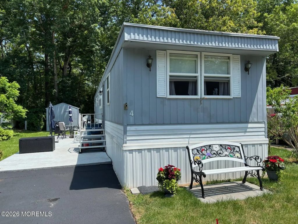 4 Alexander Avenue, Jackson