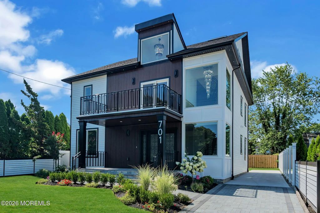 701 13th Avenue, Belmar