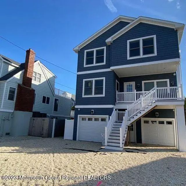 312 6th Avenue, Normandy Beach
