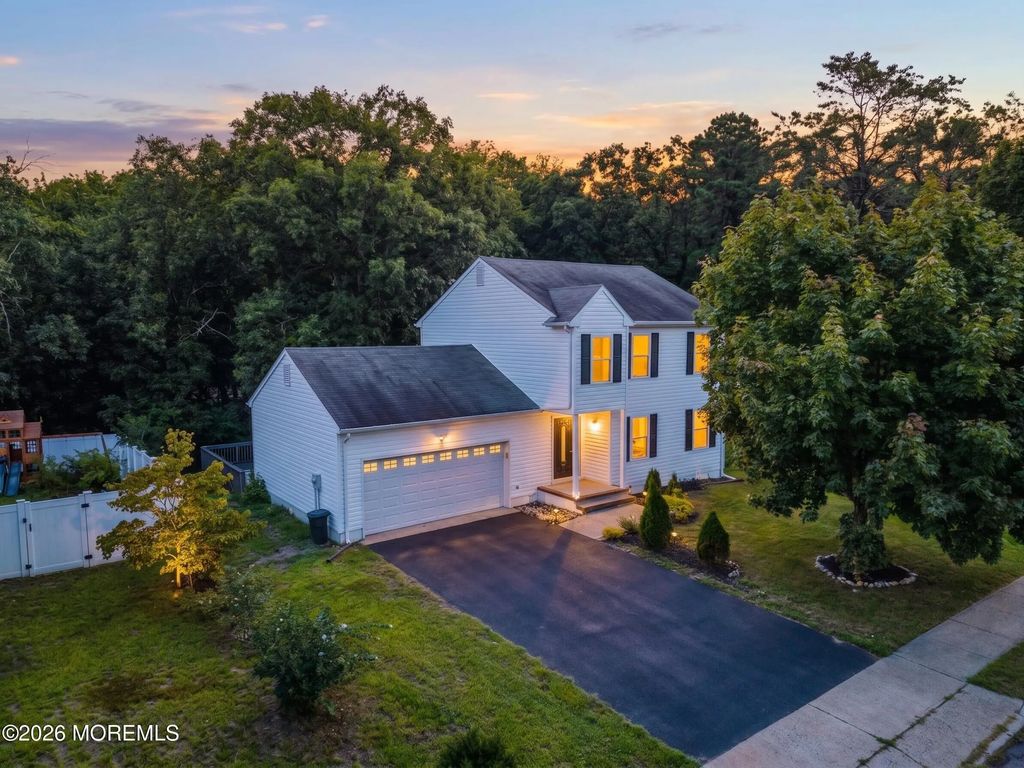 12 Shelli Terrace, Barnegat