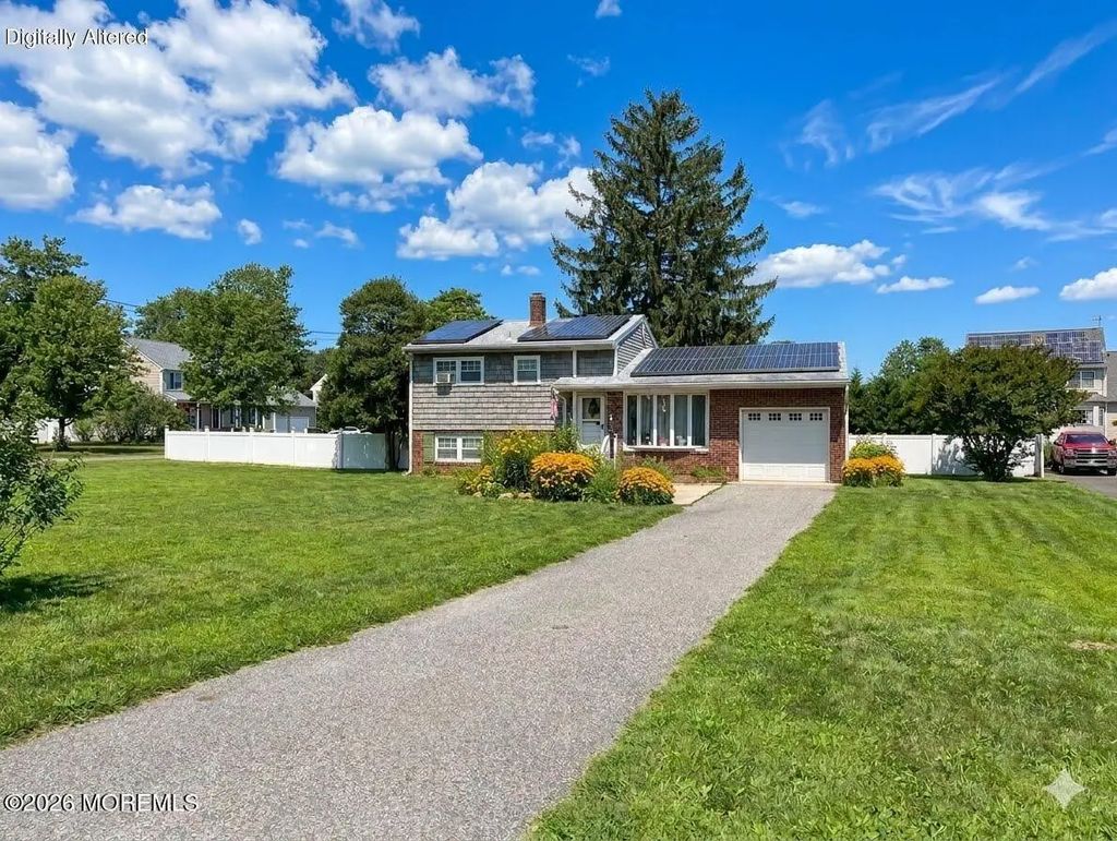 21 Butler Boulevard, Bayville