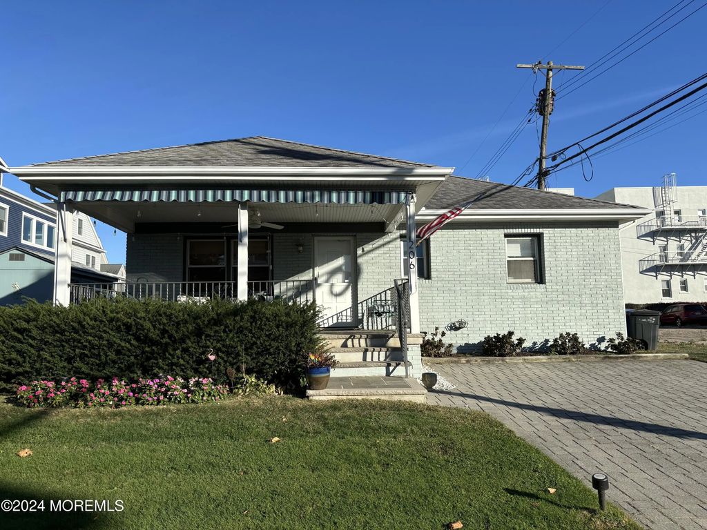 206 Beach Avenue, Bradley Beach
