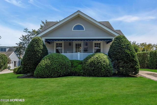 316 New York Boulevard, Sea Girt