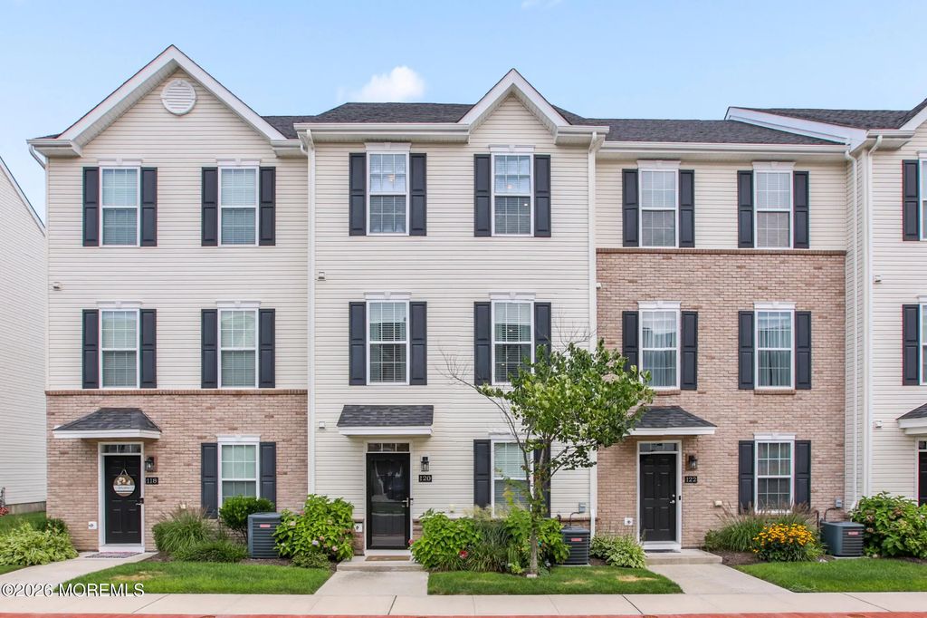 120 Celebration Boulevard, Brick