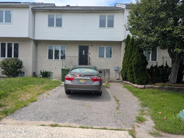 202 Lawrence Avenue, Lakewood