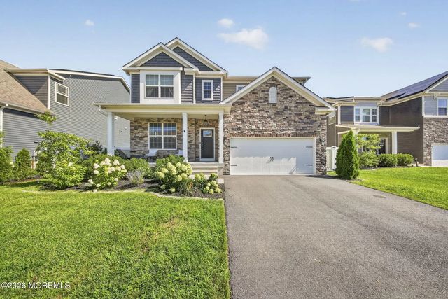 30 Holloway Avenue, Manahawkin