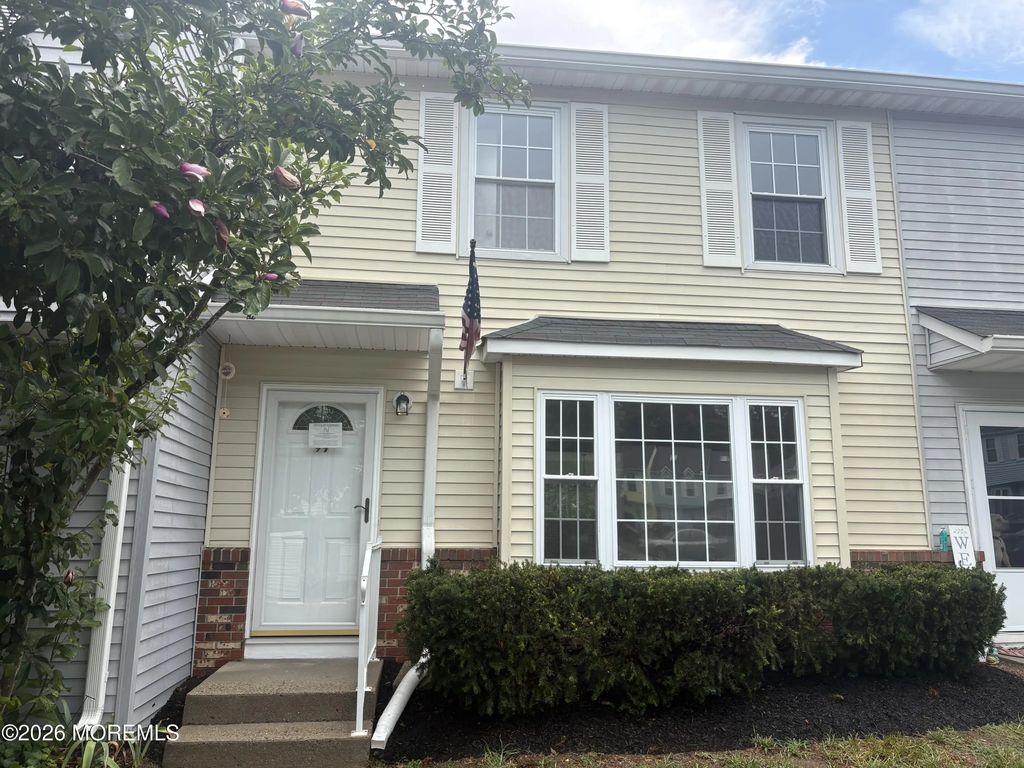 99 Joan Court, Jackson