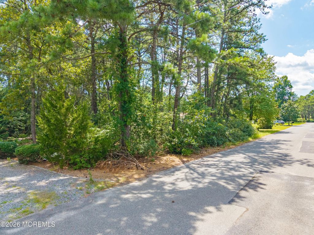 Capshaw Road, Forked River