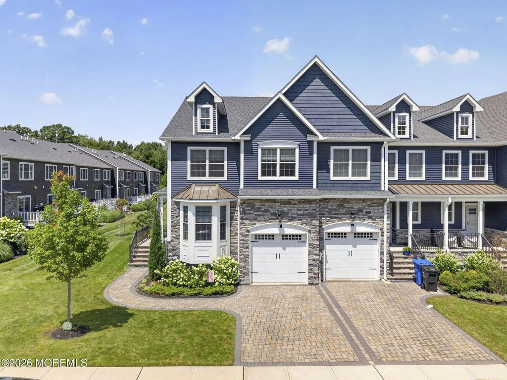 105 Valentino Drive, Old Bridge