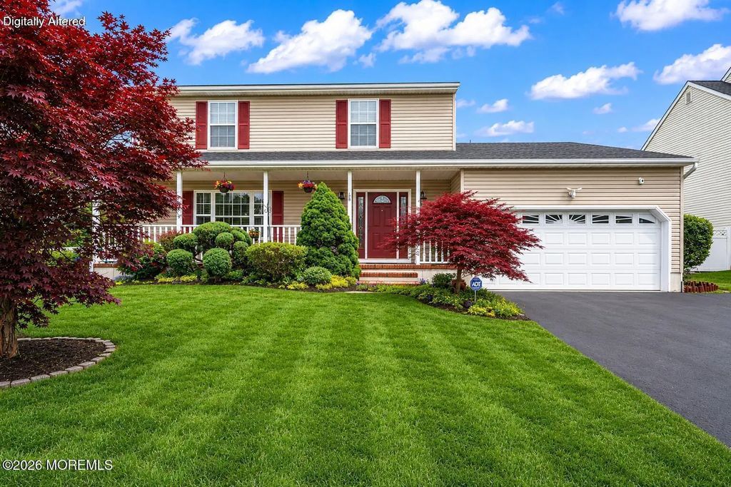 30 Kentucky Drive, Hazlet
