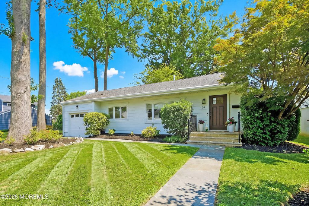 24 Werah Place, Oceanport