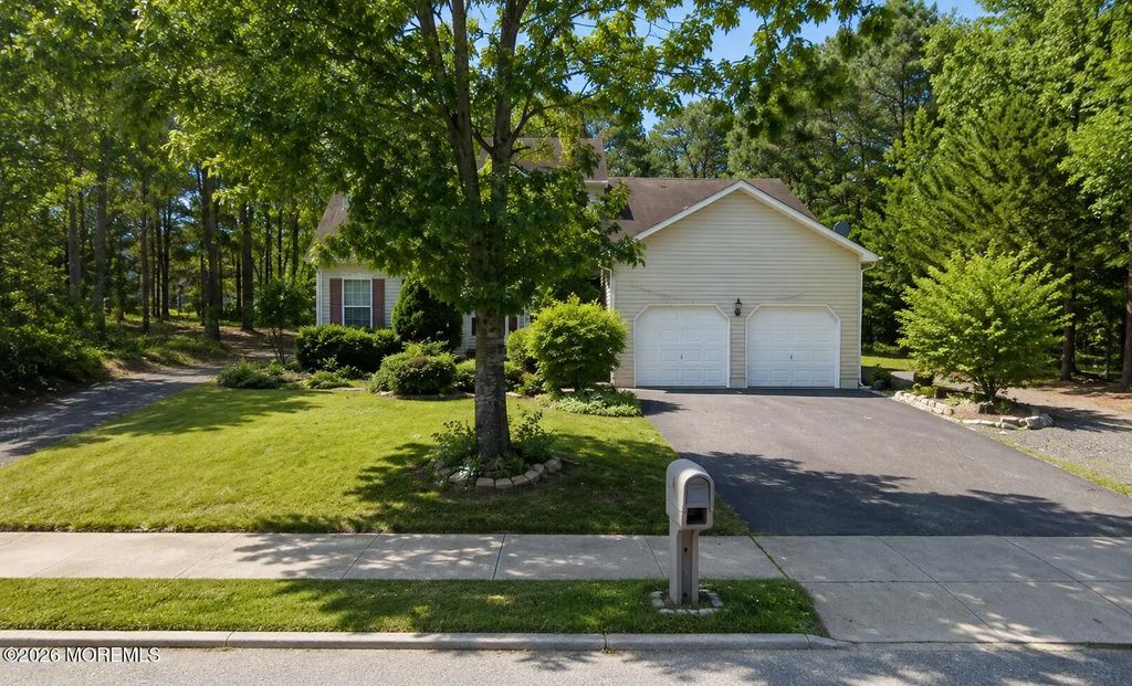 4 Belgian Hill Road, Lakewood