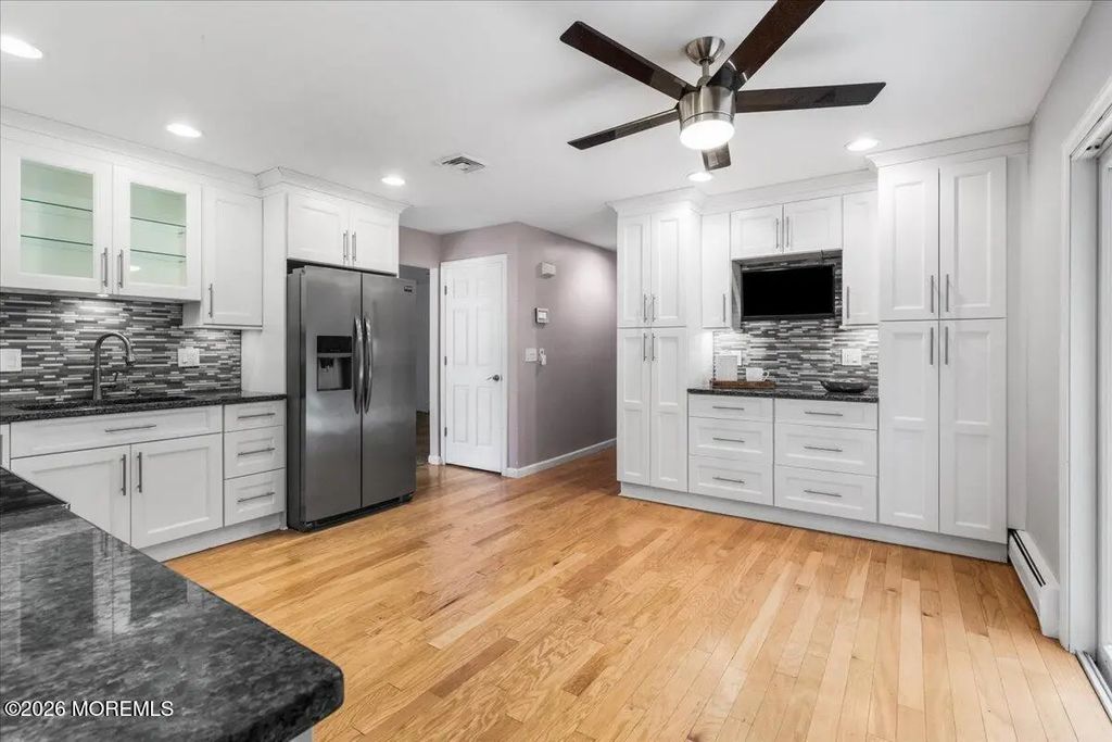 11 Colts Brook Road, Marlboro