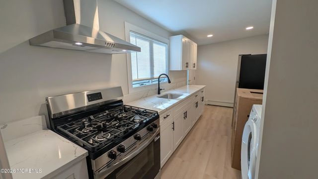 20 Howard Avenue B, Keansburg