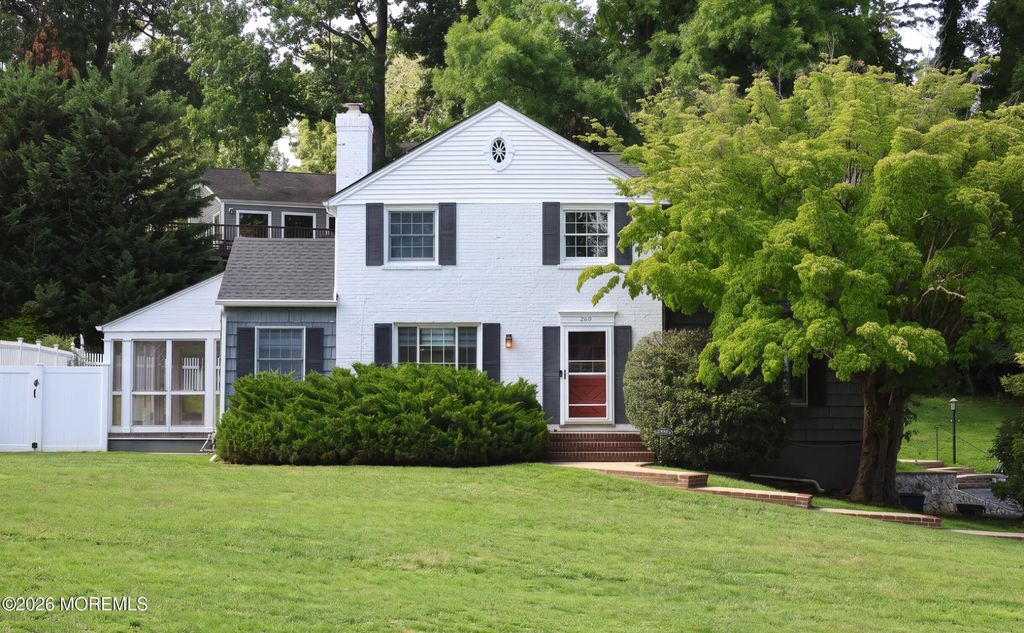 260 Harding Road, Red Bank