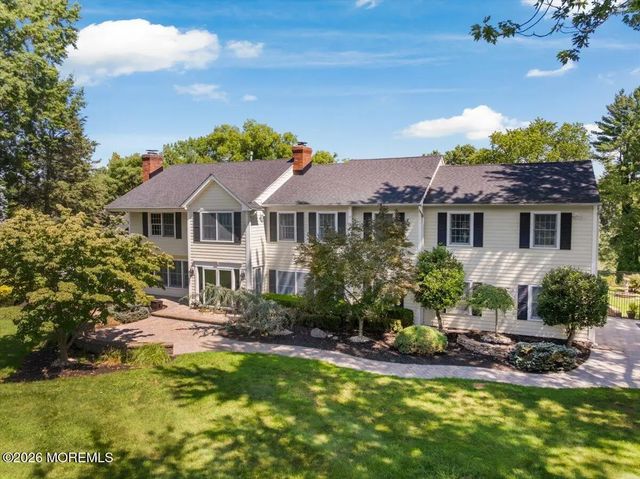 61 Laurelwood Drive, Colts Neck