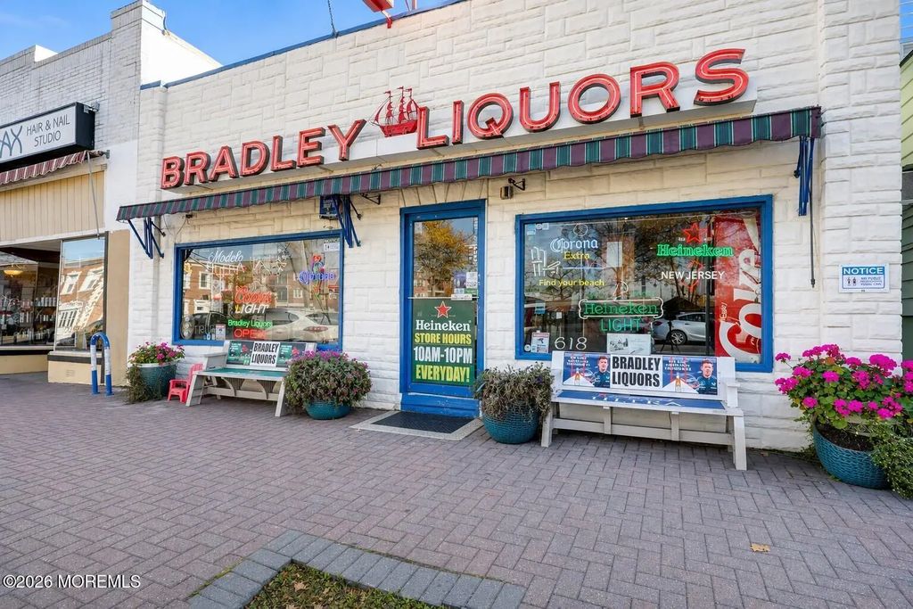 618 Main Street, Bradley Beach