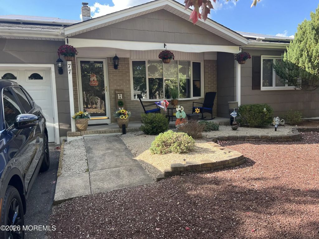 77 Nostrand Drive, Toms River