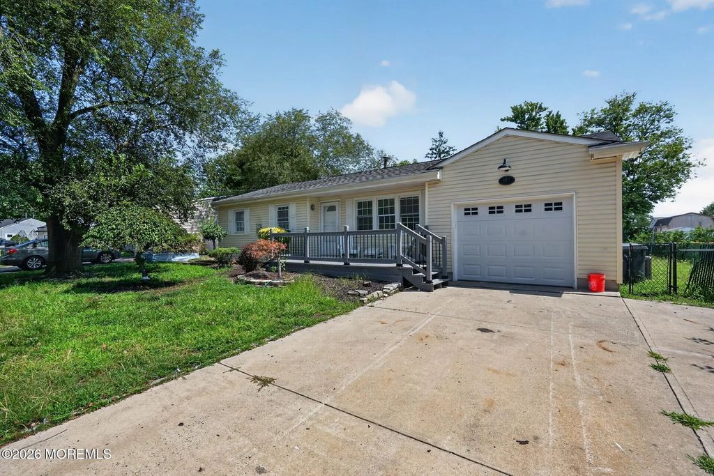 877 Egret Drive, Toms River