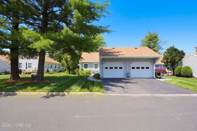 96 Halls Croft Road D, Freehold