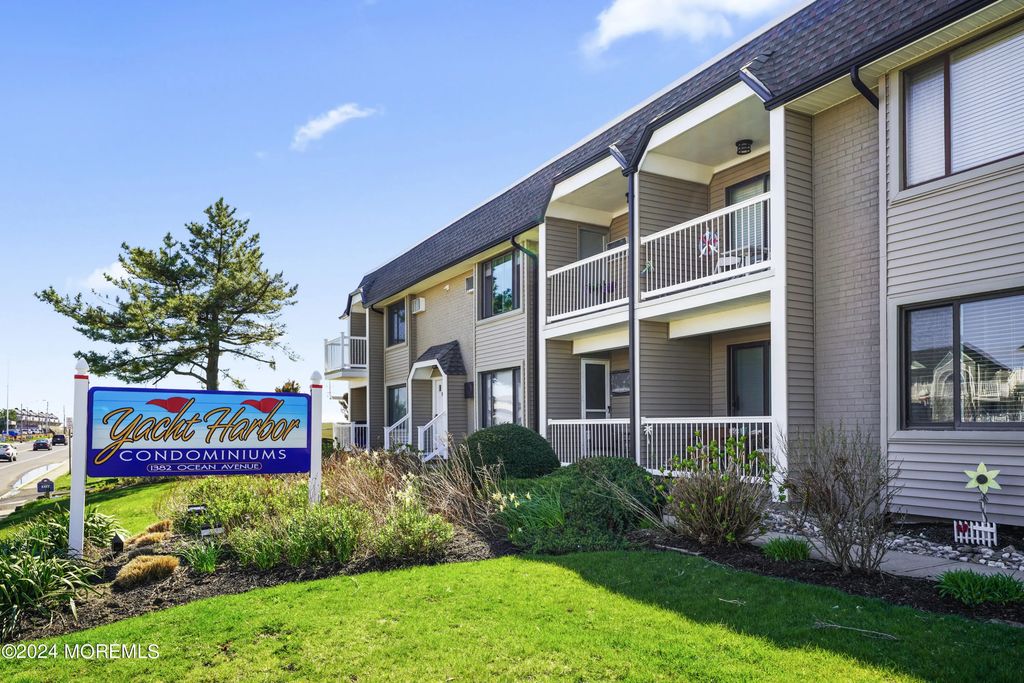 1382 Ocean Avenue C-10 Winter, Sea Bright