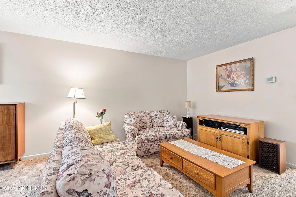 25 Wyeth Drive 11, Freehold