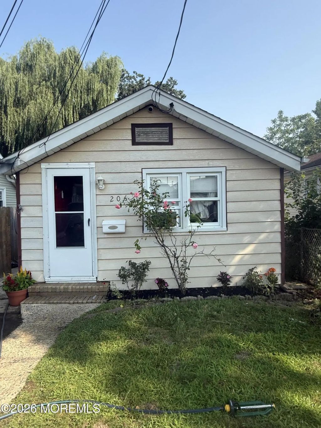 206 Hillcrest Avenue, Laurence Harbor