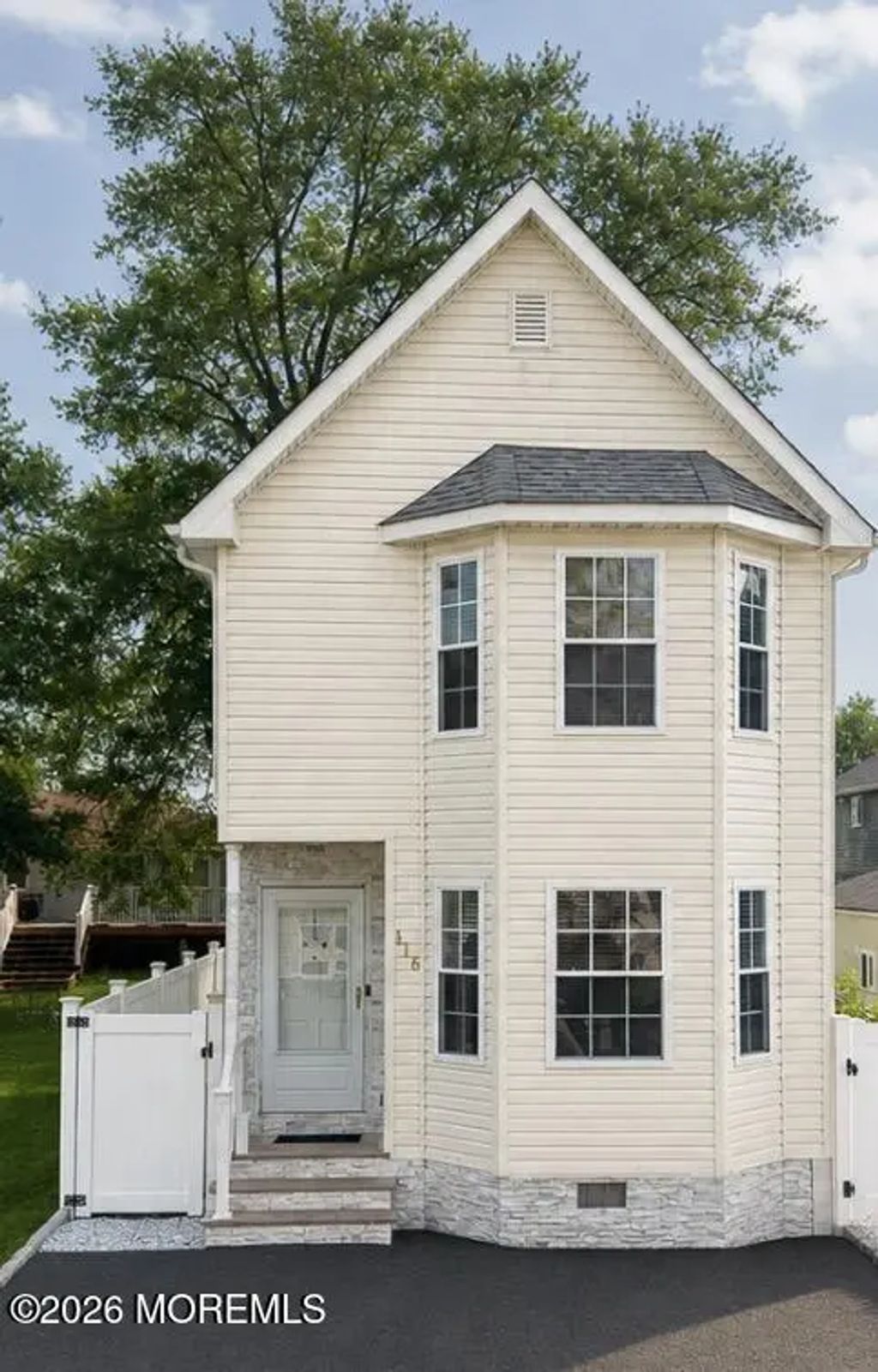 816 Center Street, Union Beach