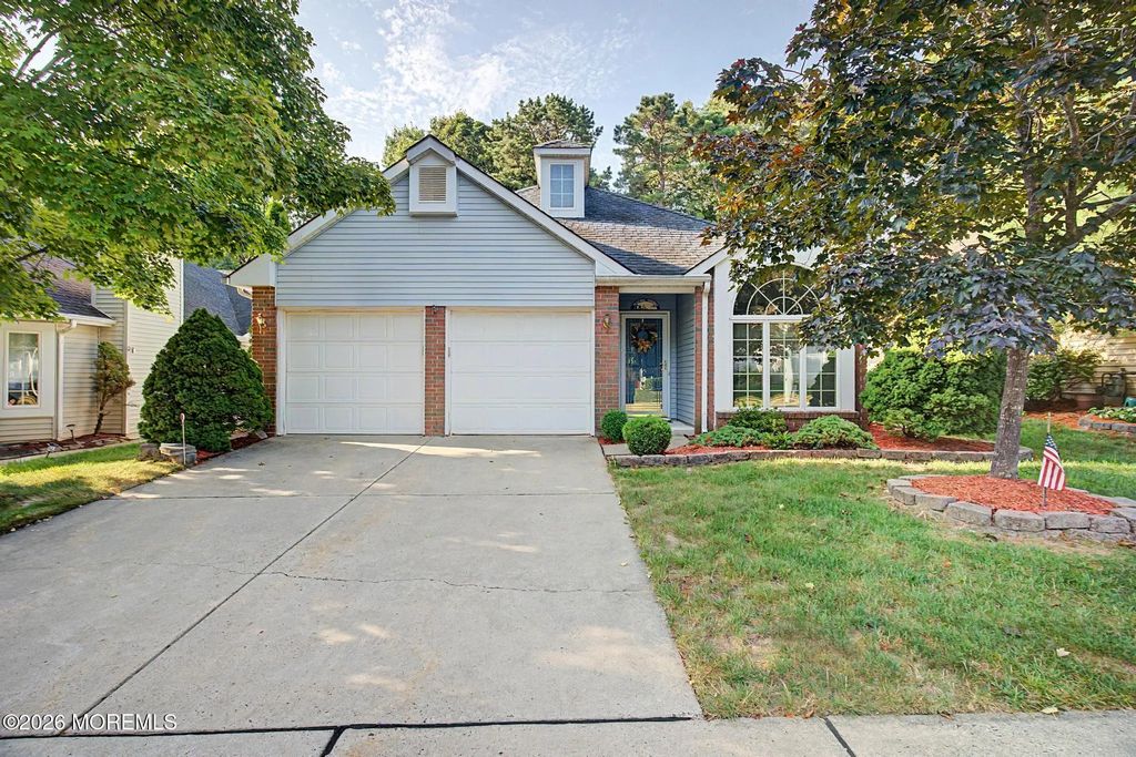 1505 Scholar Place, Toms River