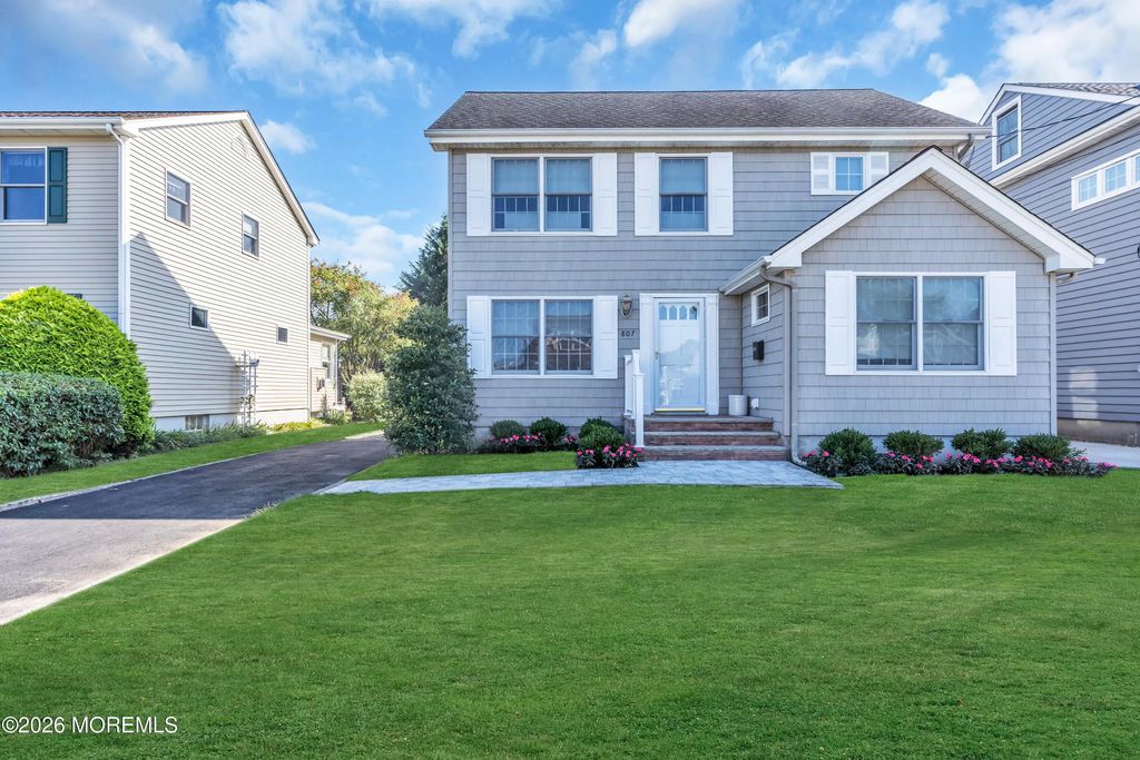 807 Prospect Avenue, Spring Lake Heights