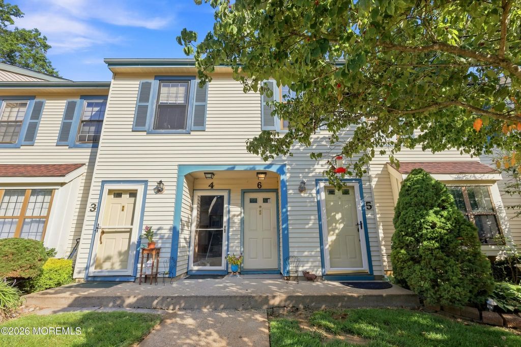 3 Eastwick Court, Freehold