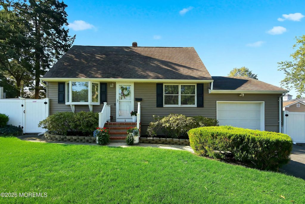 1 Fairway Drive, Toms River
