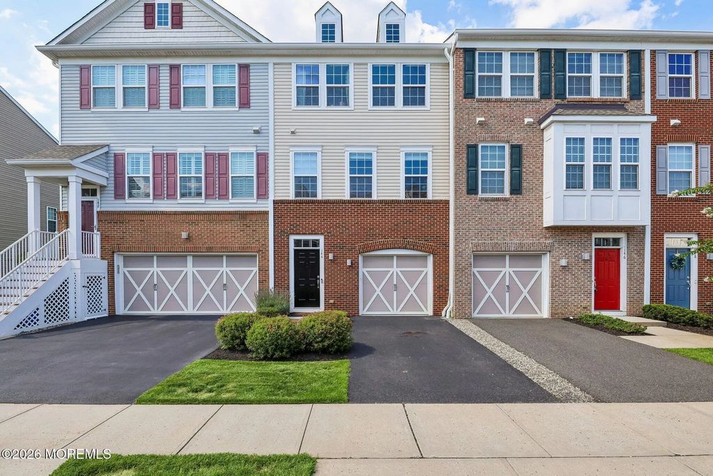 144 Waypoint Drive, Eatontown
