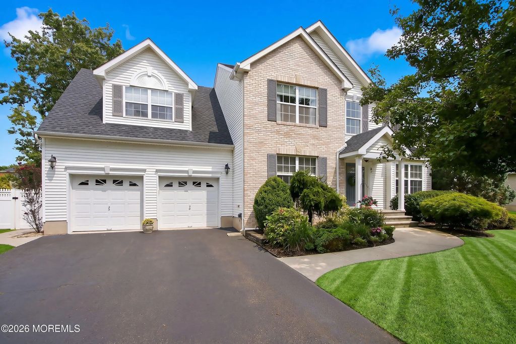8 Carrie Drive, Howell