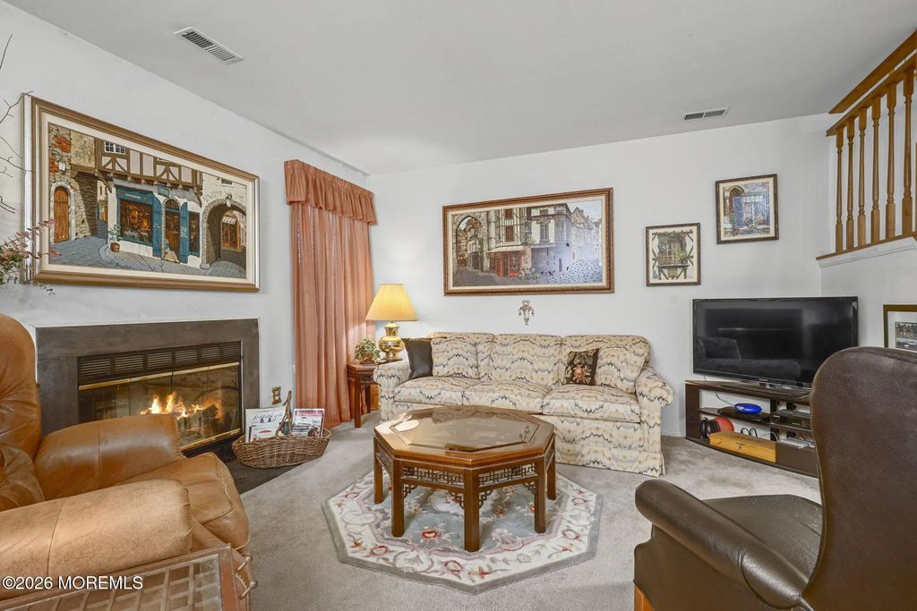 102 Rumford Way, Manalapan