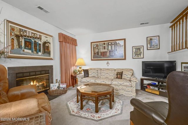 102 Rumford Way, Manalapan